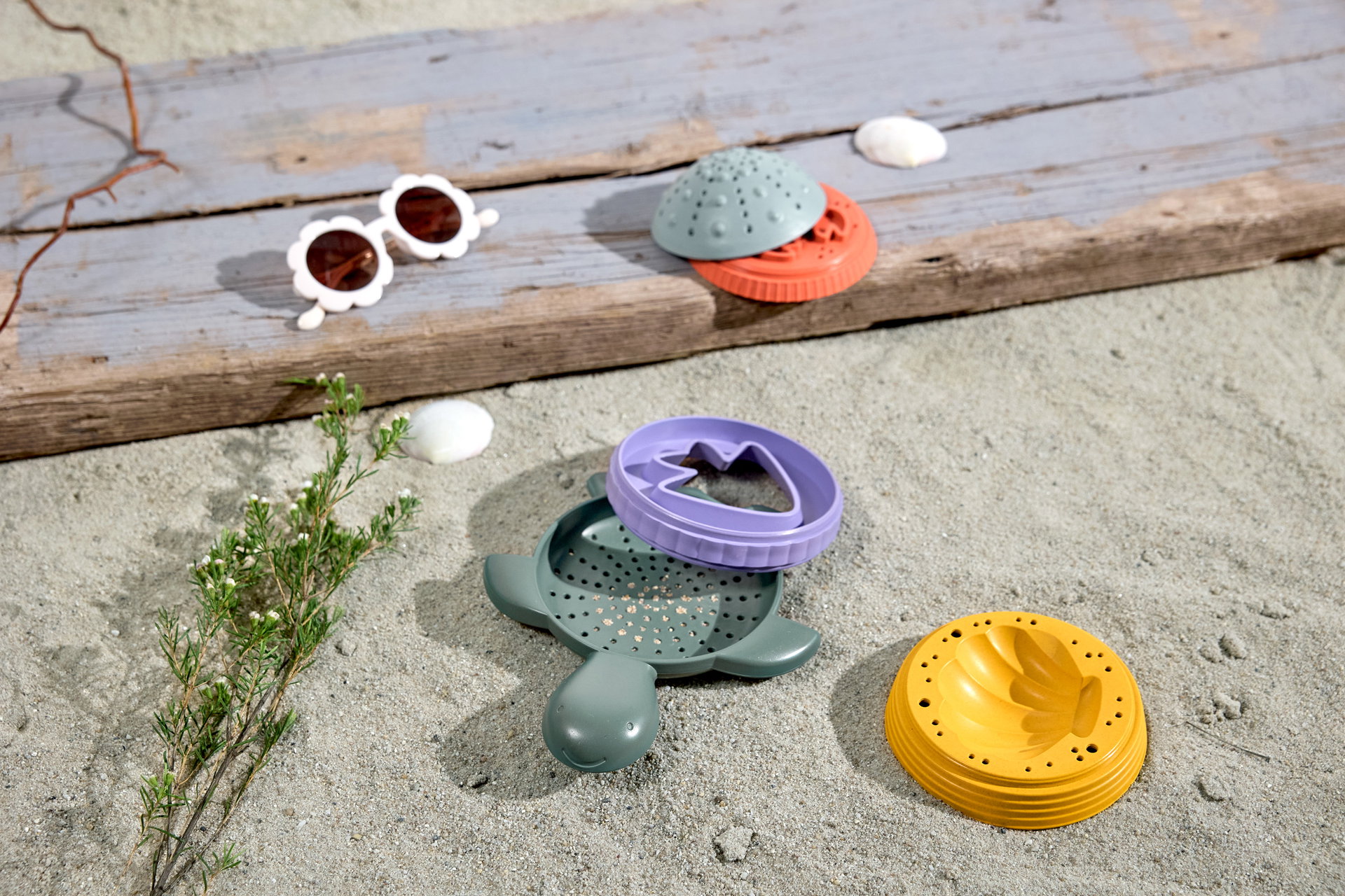Adori Speelgoed Funny Turtle - Hondenspeelgoed - 11 cm Multi-Color - Fun Speelgoed - Pets Place Adori Speelgoed Funny Turtle - Hondenspeelgoed - 11 cm Multi-Color - Fun Speelgoed - Pets Place