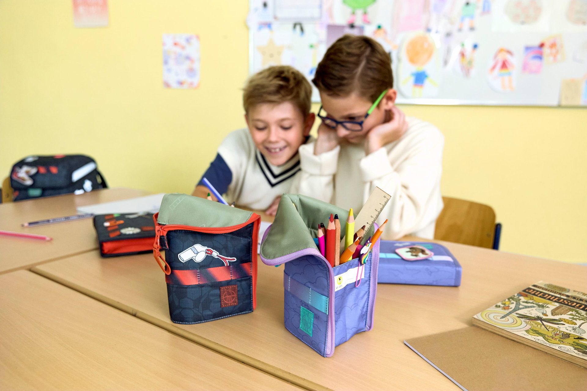 Person, Studentin, Handtasche, Junge, Kind