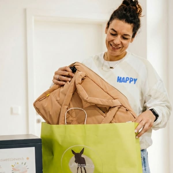 Jacke, beige, gefüttert, Jackenmaterial?, Tasche