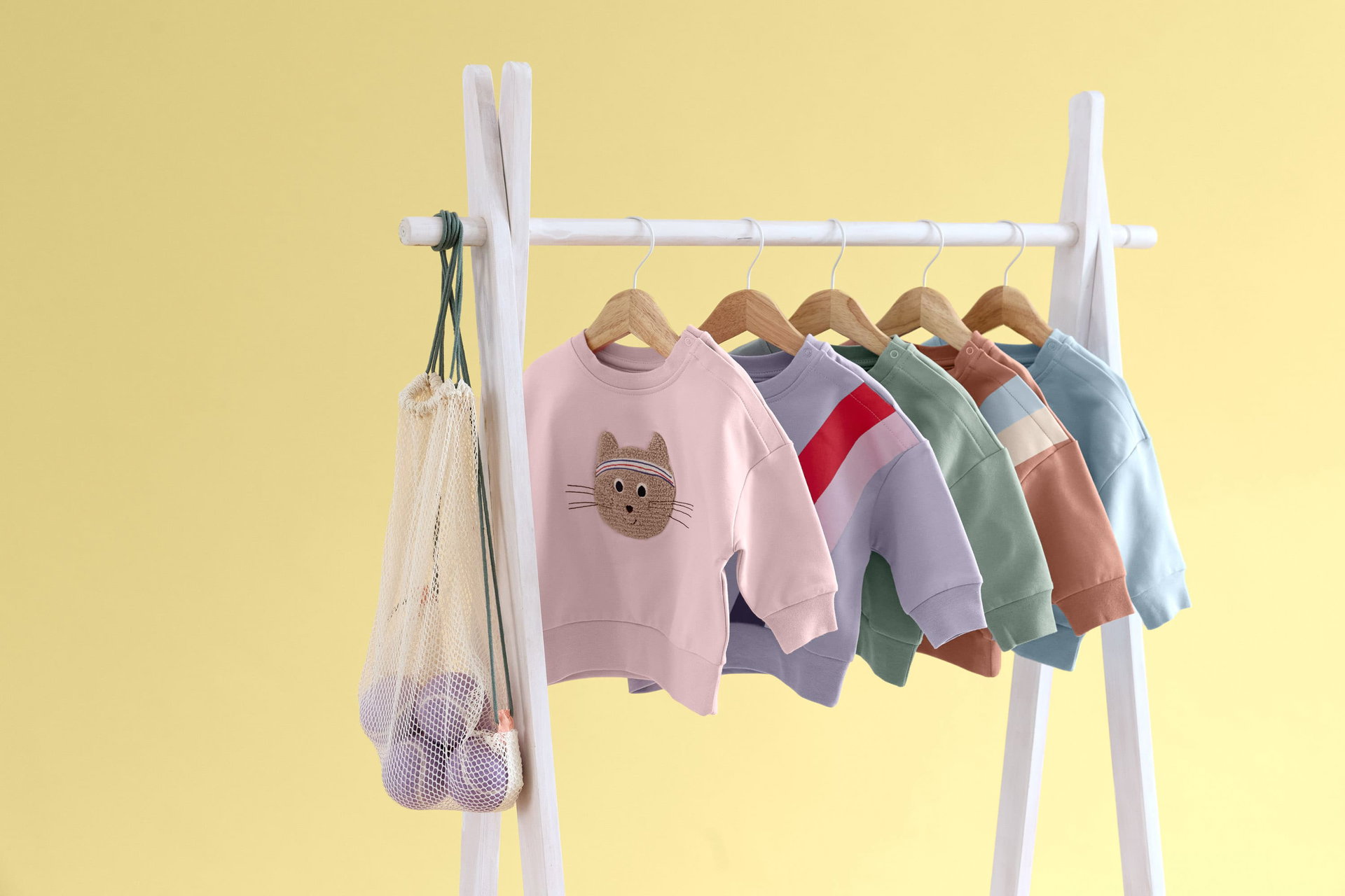 Bekleidung, Strickwaren, Pullover, Sweatshirt