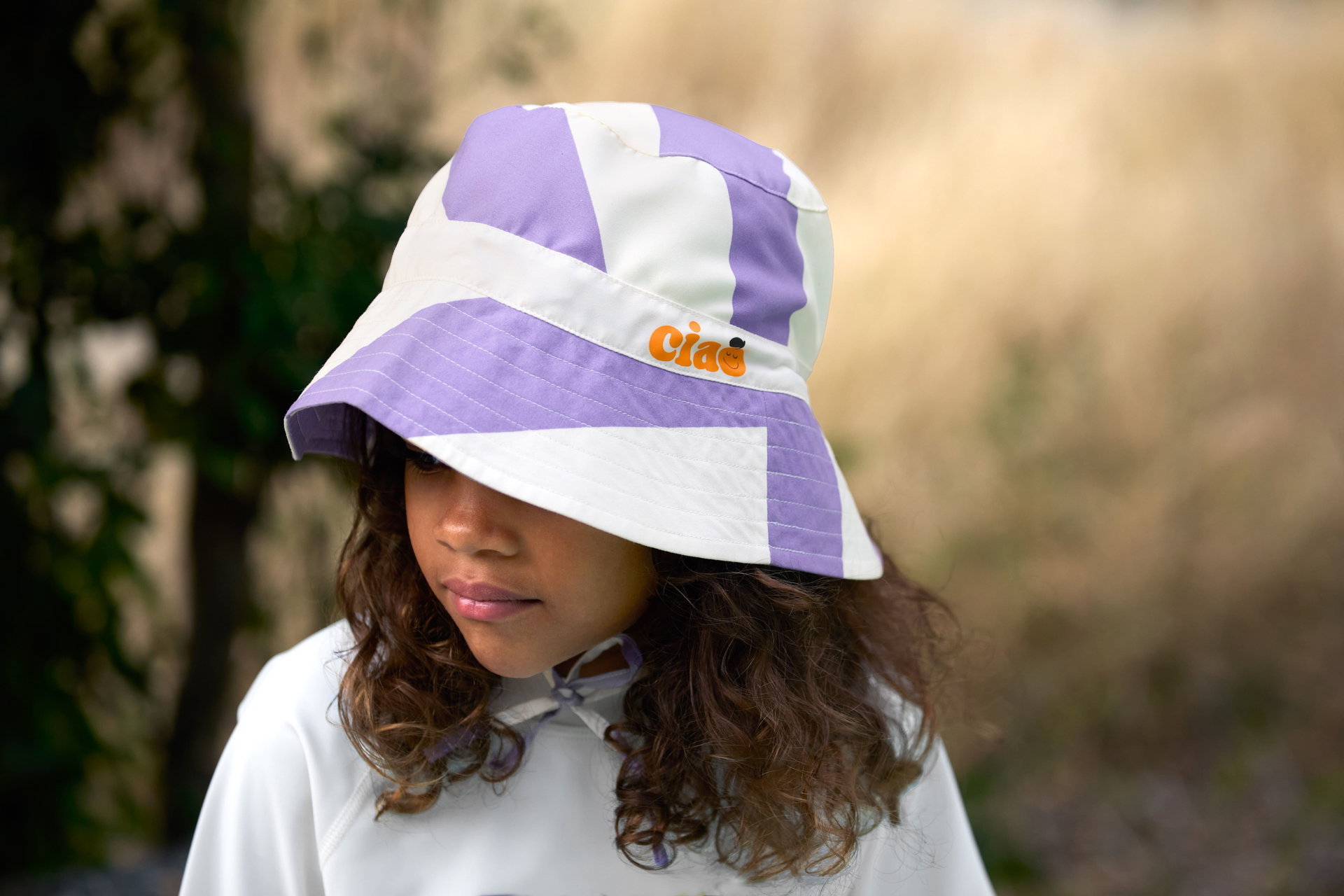 Hut, Bucket-Hut, Flieder, Weiß, Logo Orange
