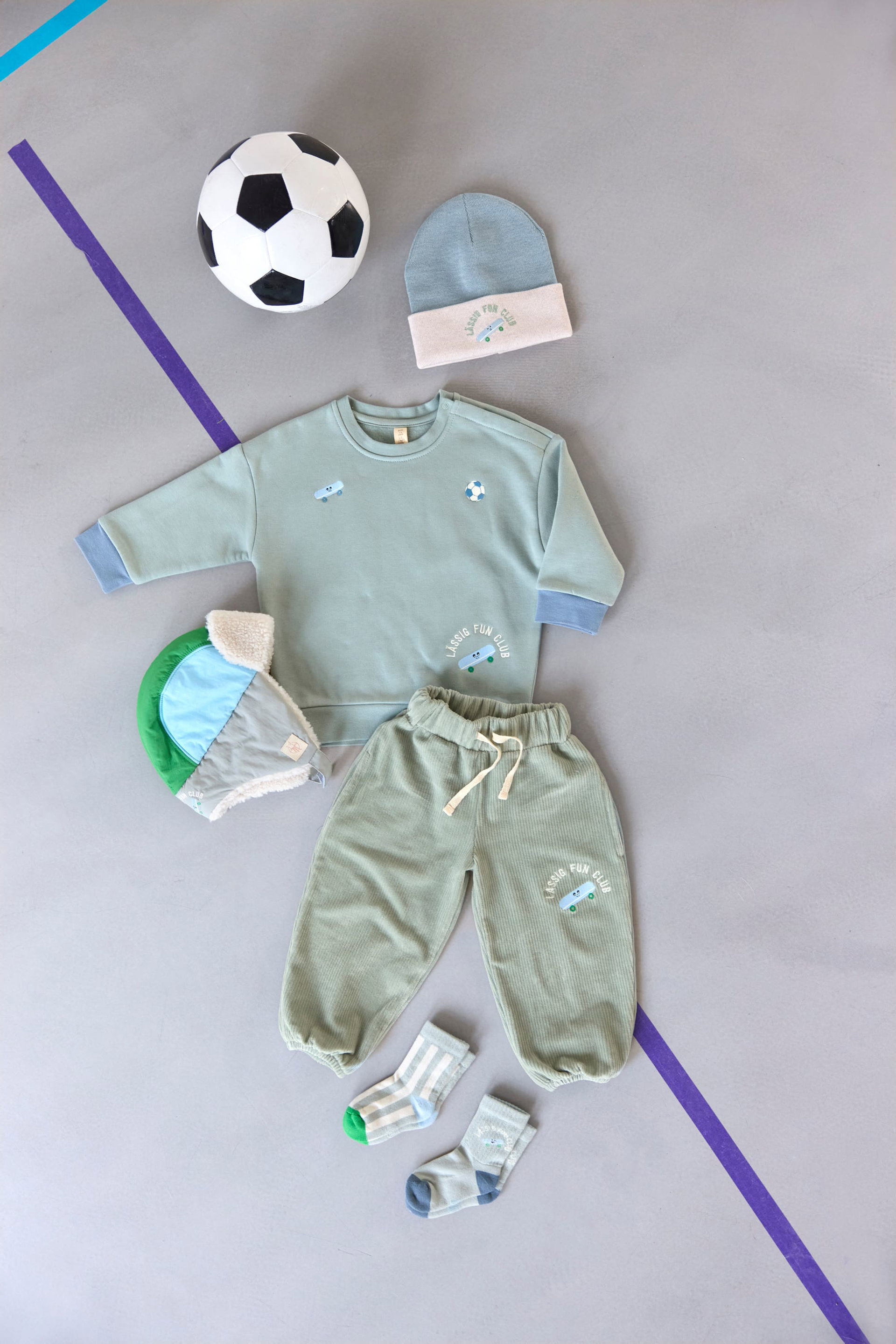 Kleidungset, Babyanzug, Sweatshirt, Jogginghose, Mütze