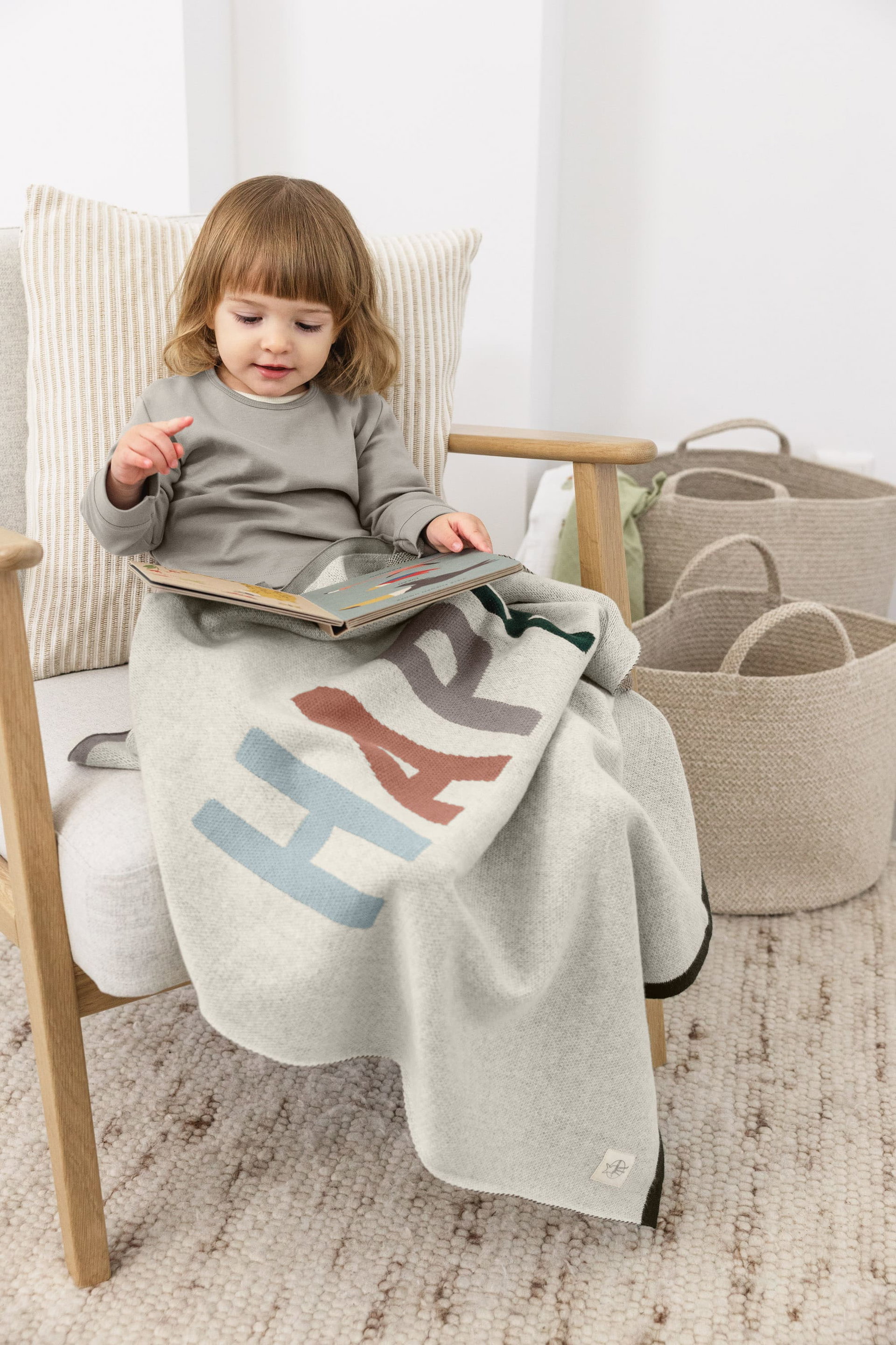 Bild 7 Kinder Pyjama lang - Bio Baumwolle, Zitrone Taupe, Decke, Person, Sitzend, Mobiliar