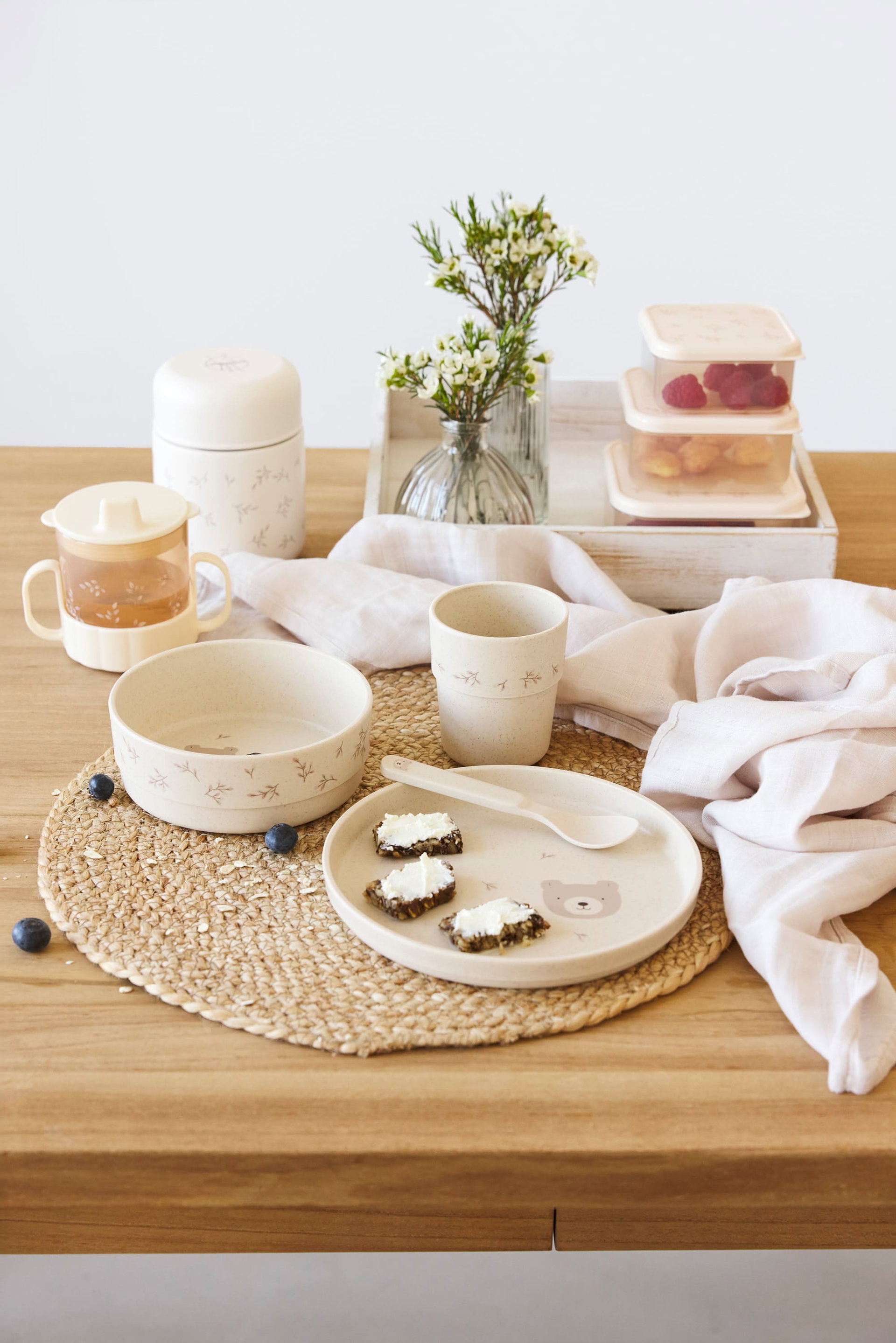 Kaffeetisch-Set, Porzellangeschirr, Tischservice, Beerencake, Boho-Tischdeko