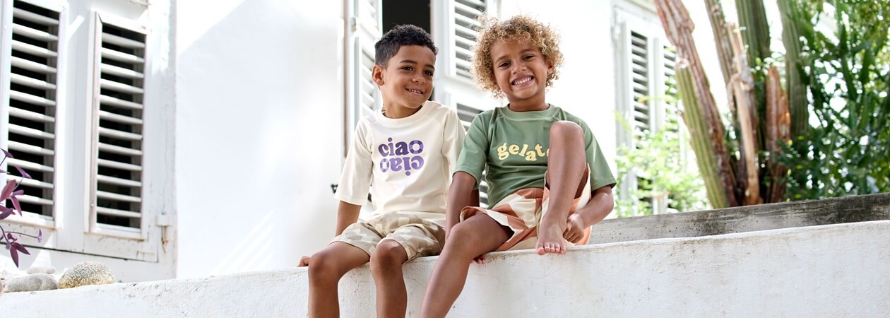 Kinder T-Shirts, Kurzarm, stapelfreier Look?, Beige/Grün, Sommeroutfit