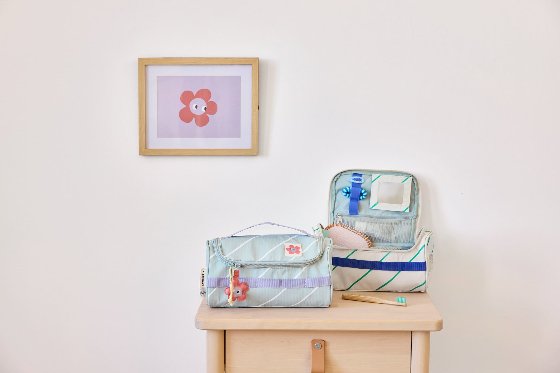 Kinderlederzeugtasc, Kulturtasche, Kompakt, Stofftasche, Gepunktet