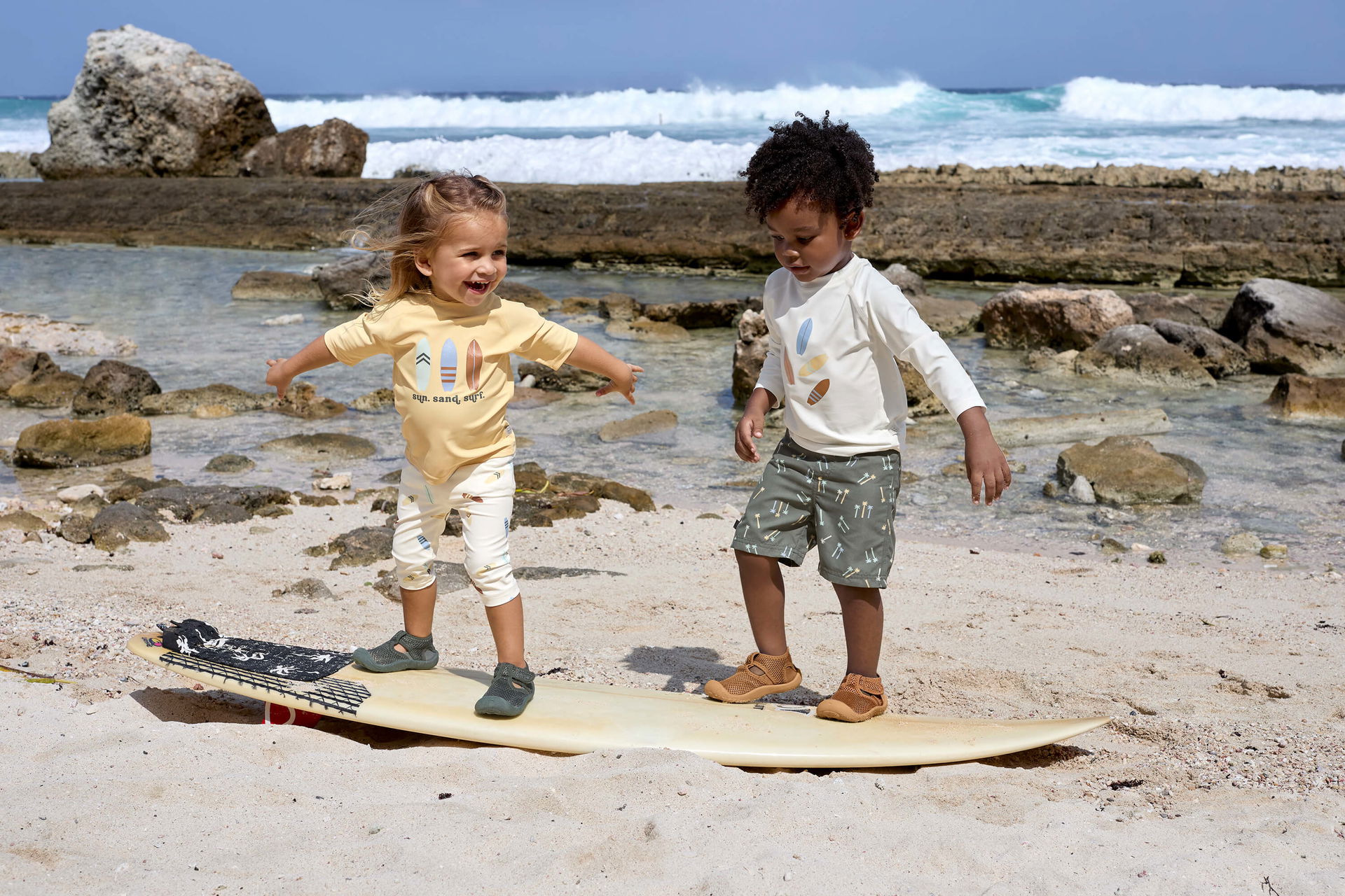 T-shirt de bains à manches longues enfants (anti-UV) Surfboard