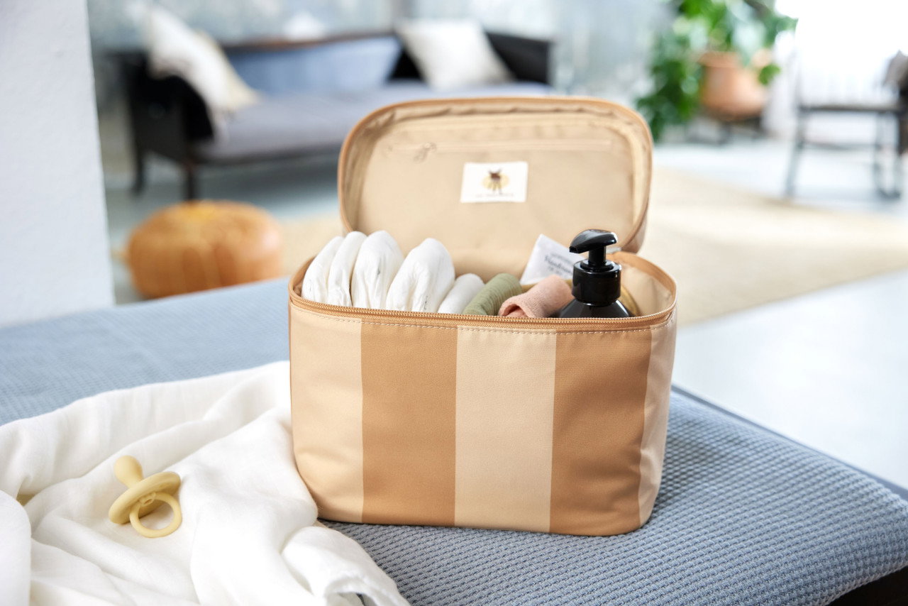 Windel-Organizer Aus Holz Fr Den Wickeltisch  Praktischer Baby-Organizer  Mit Viel Stauraum (Braun, Rechteckig)